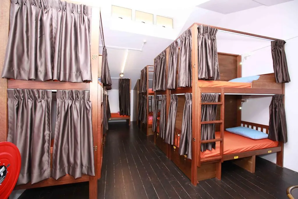 60S Hostel Singapura