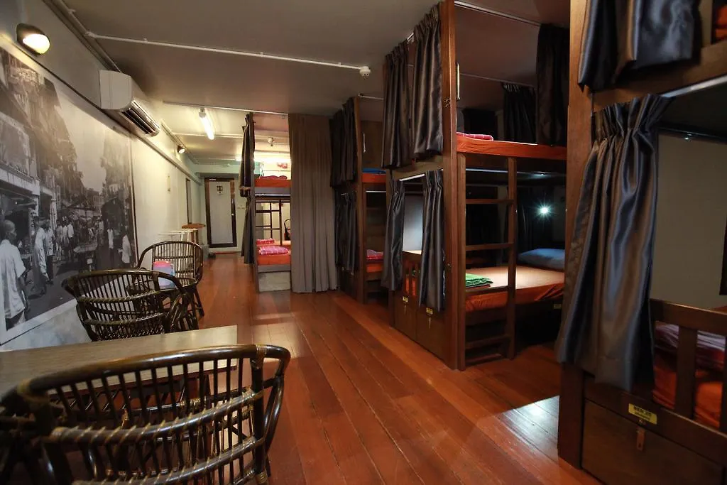 60S Hostel Singapura